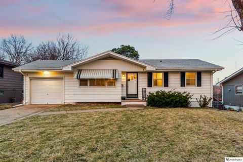 Photo of 9144 Boyd Street, Omaha, NE 68134 (MLS # 22608493)