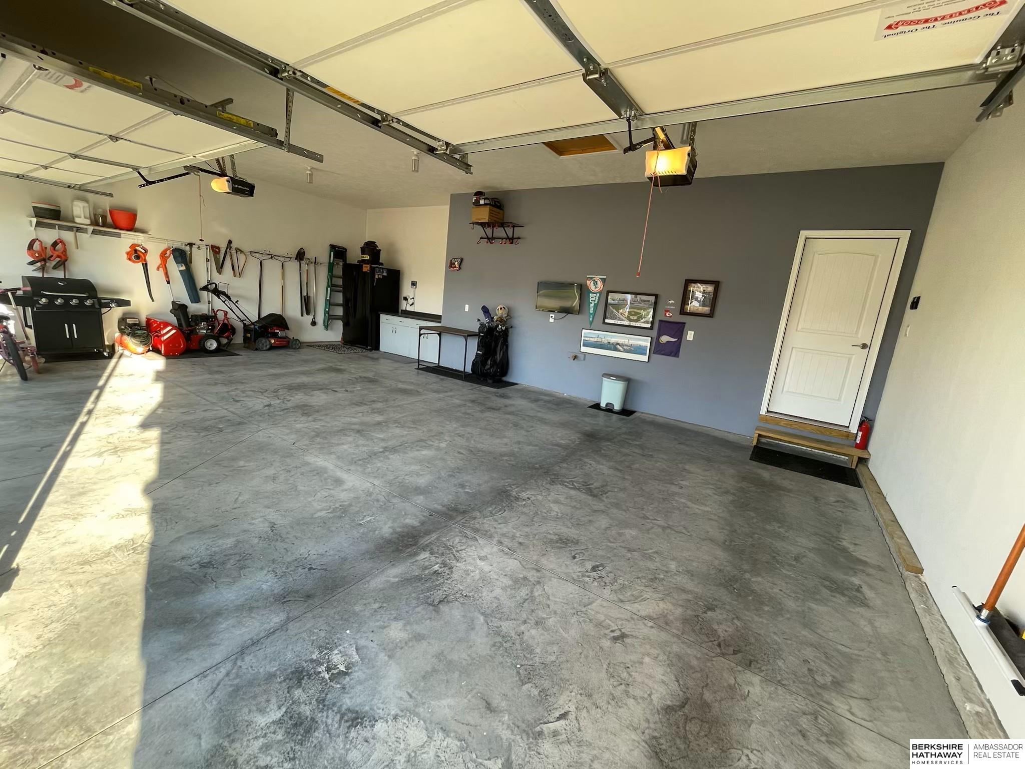 Papillion, Nebraska 68046, United States, 4 Bedrooms Bedrooms, ,3 BathroomsBathrooms,Residential,Active,220677