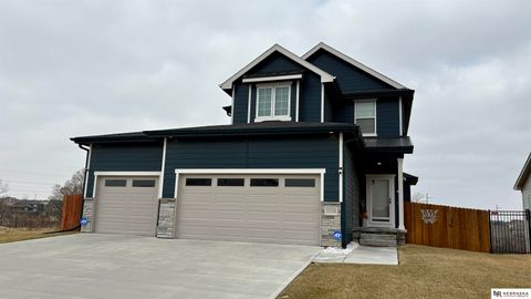 Photo of 11110 Portage Drive, Papillion, NE 68046 (MLS # 22606075)