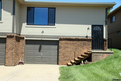 Photo of 2522 Mose Avenue, Bellevue, NE 68147 (MLS # 22628608)