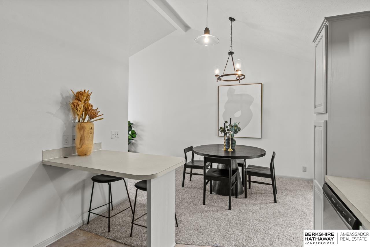 Omaha, Nebraska 68116, United States, 3 Bedrooms Bedrooms, ,2 BathroomsBathrooms,Residential,Active,164949