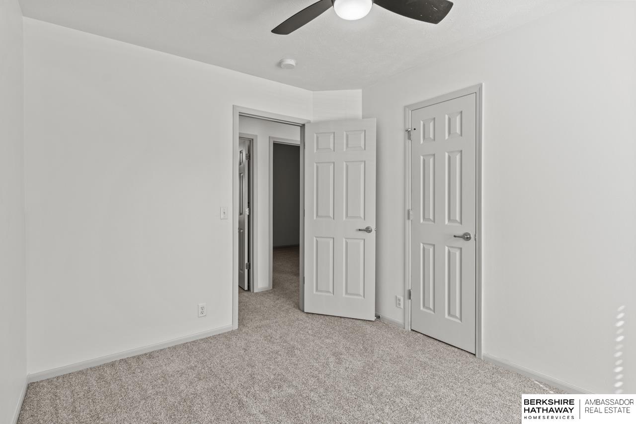 Omaha, Nebraska 68116, United States, 3 Bedrooms Bedrooms, ,2 BathroomsBathrooms,Residential,Active,164949