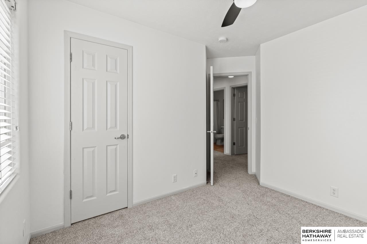 Omaha, Nebraska 68116, United States, 3 Bedrooms Bedrooms, ,2 BathroomsBathrooms,Residential,Active,164949