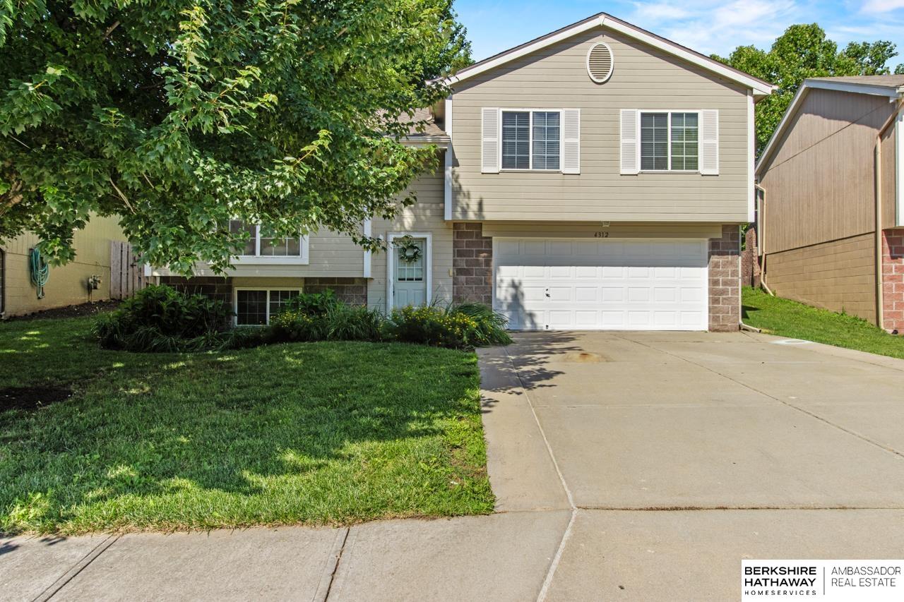 Omaha, Nebraska 68116, United States, 3 Bedrooms Bedrooms, ,2 BathroomsBathrooms,Residential,Active,164949 Omaha, Nebraska 68116, United States, 3 Bedrooms Bedrooms, ,2 BathroomsBathrooms,Residential,Active,164949