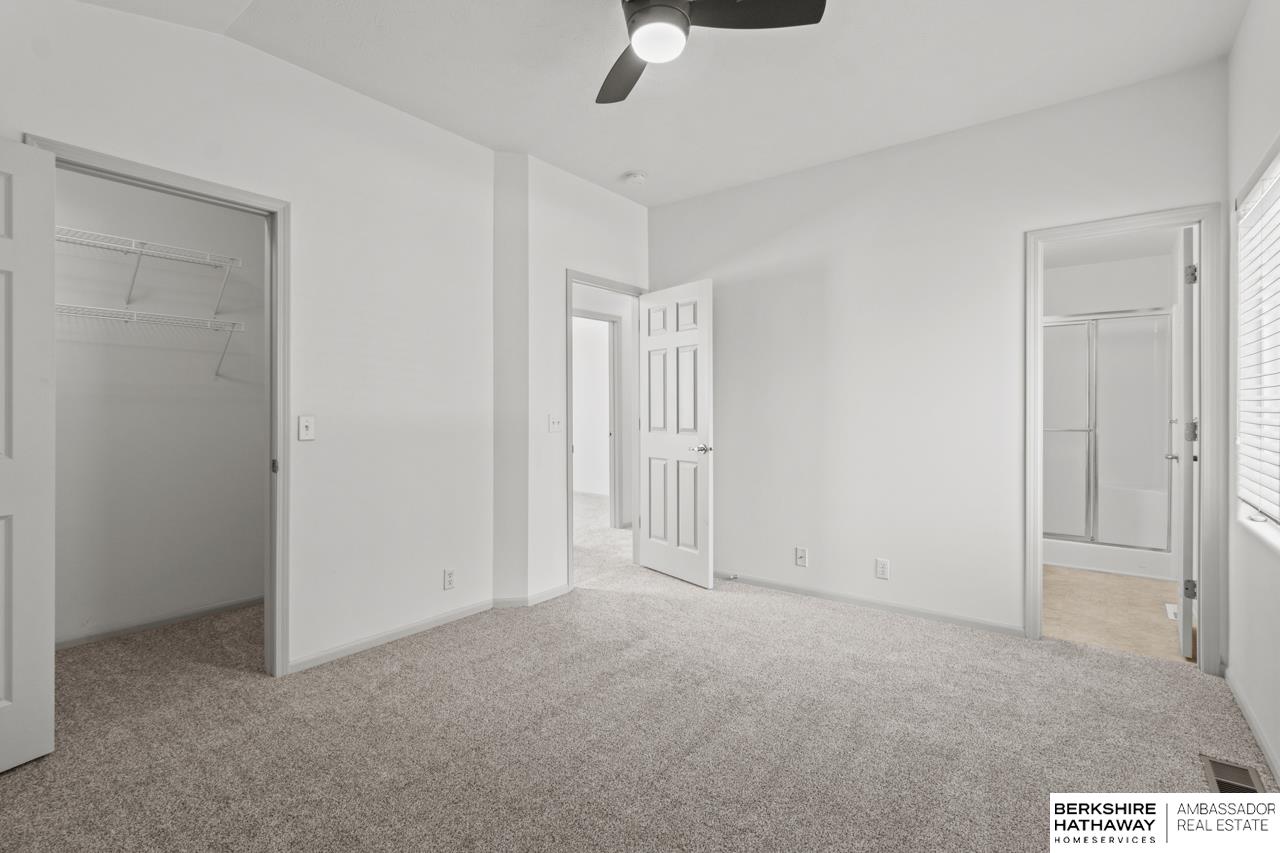 Omaha, Nebraska 68116, United States, 3 Bedrooms Bedrooms, ,2 BathroomsBathrooms,Residential,Active,164949