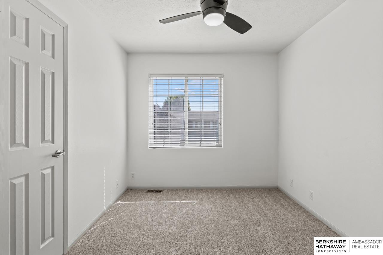 Omaha, Nebraska 68116, United States, 3 Bedrooms Bedrooms, ,2 BathroomsBathrooms,Residential,Active,164949