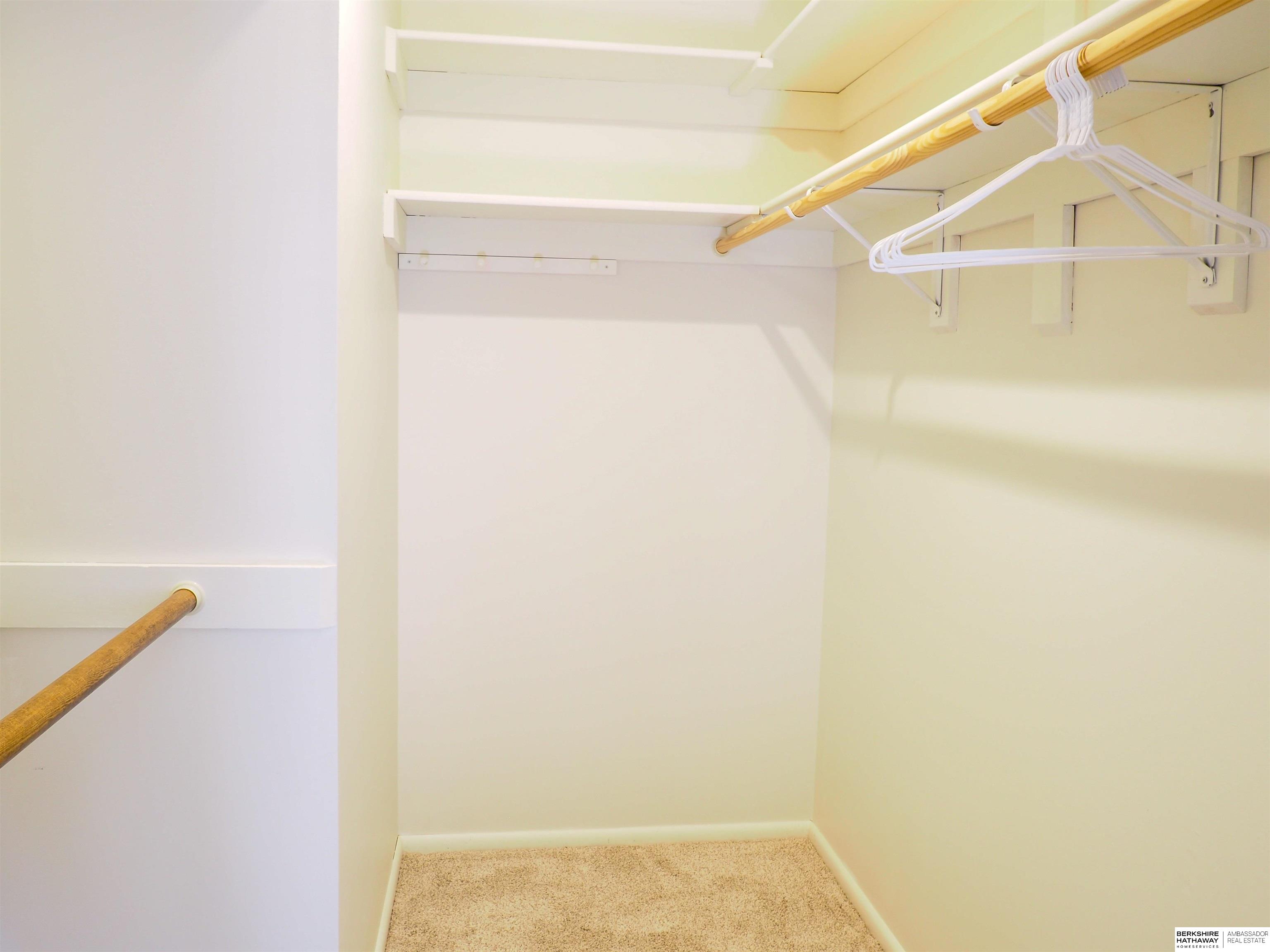 Omaha, Nebraska 68144, United States, 3 Bedrooms Bedrooms, ,2 BathroomsBathrooms,Residential,Active,221336