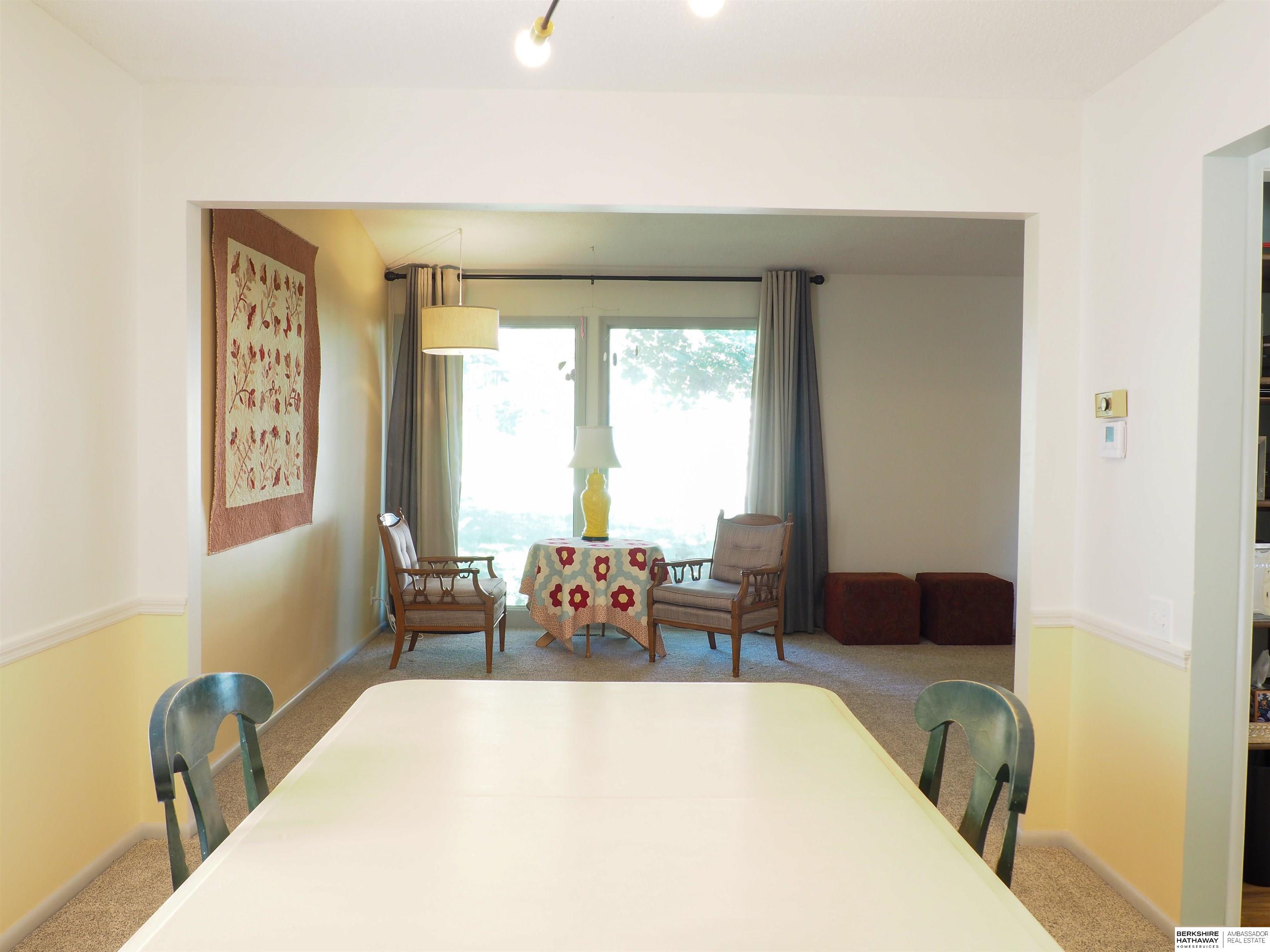 Omaha, Nebraska 68144, United States, 3 Bedrooms Bedrooms, ,2 BathroomsBathrooms,Residential,Active,221336