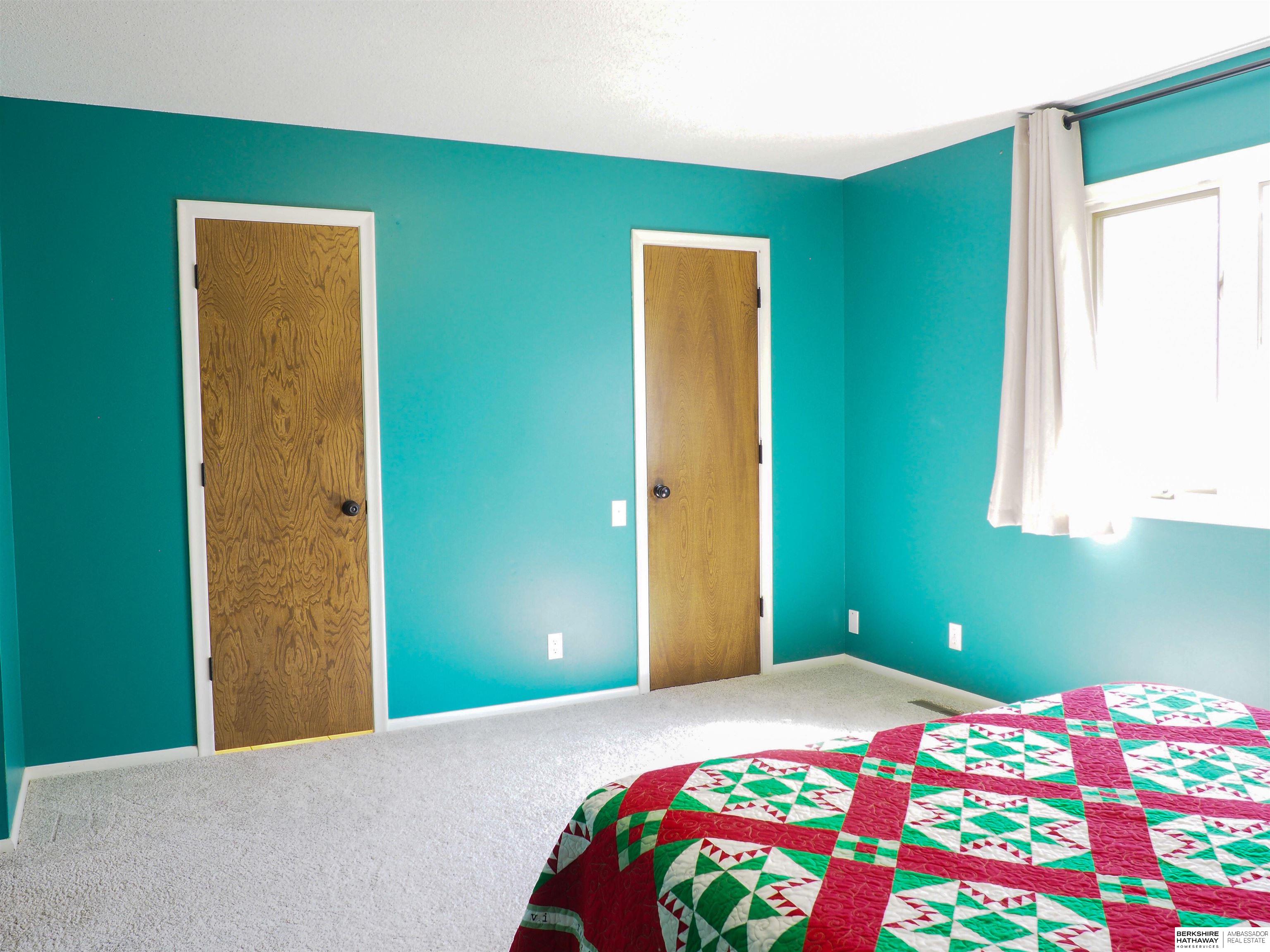 Omaha, Nebraska 68144, United States, 3 Bedrooms Bedrooms, ,2 BathroomsBathrooms,Residential,Active,221336