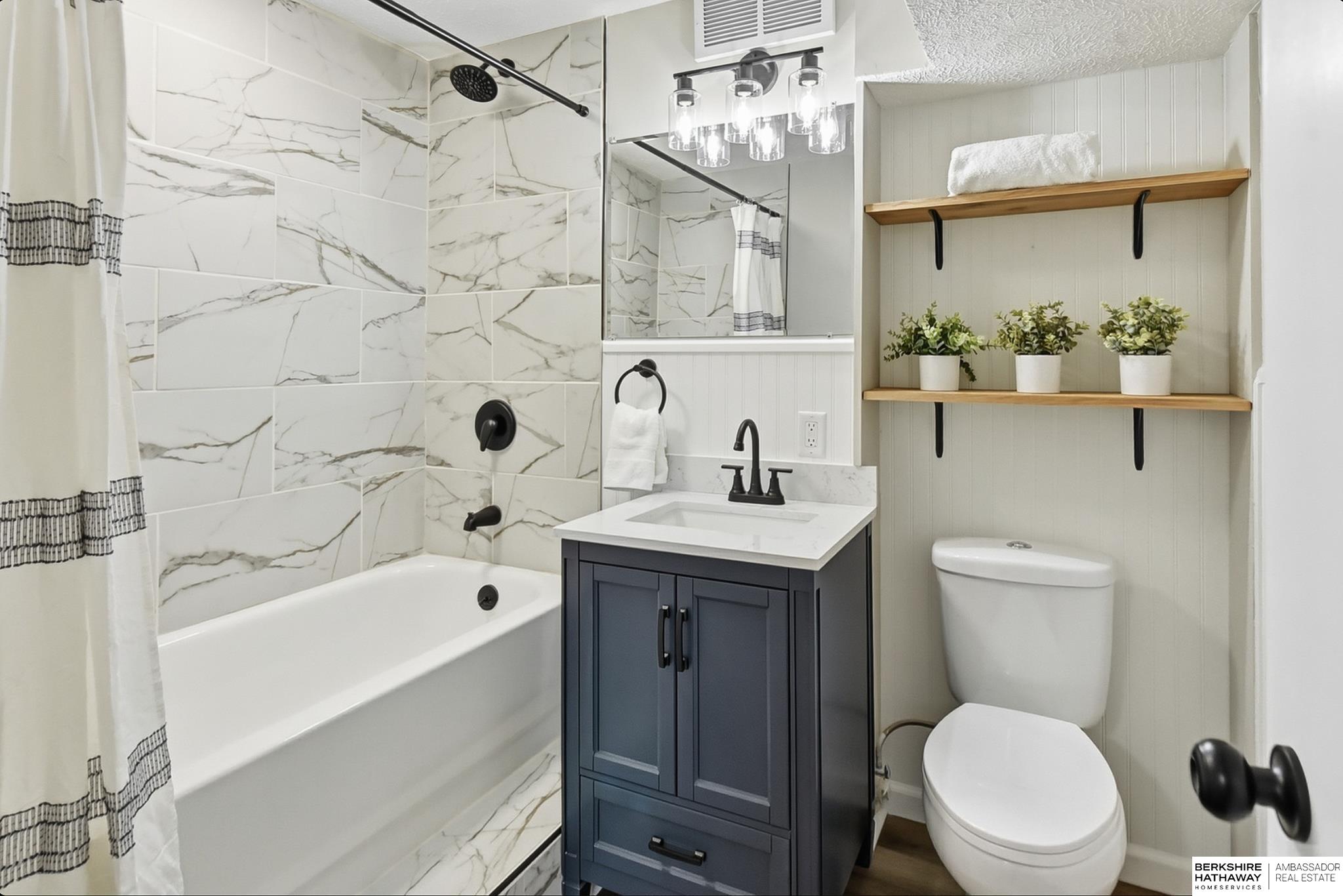 Omaha, Nebraska 68138, United States, 3 Bedrooms Bedrooms, ,2 BathroomsBathrooms,Residential,Active,245052