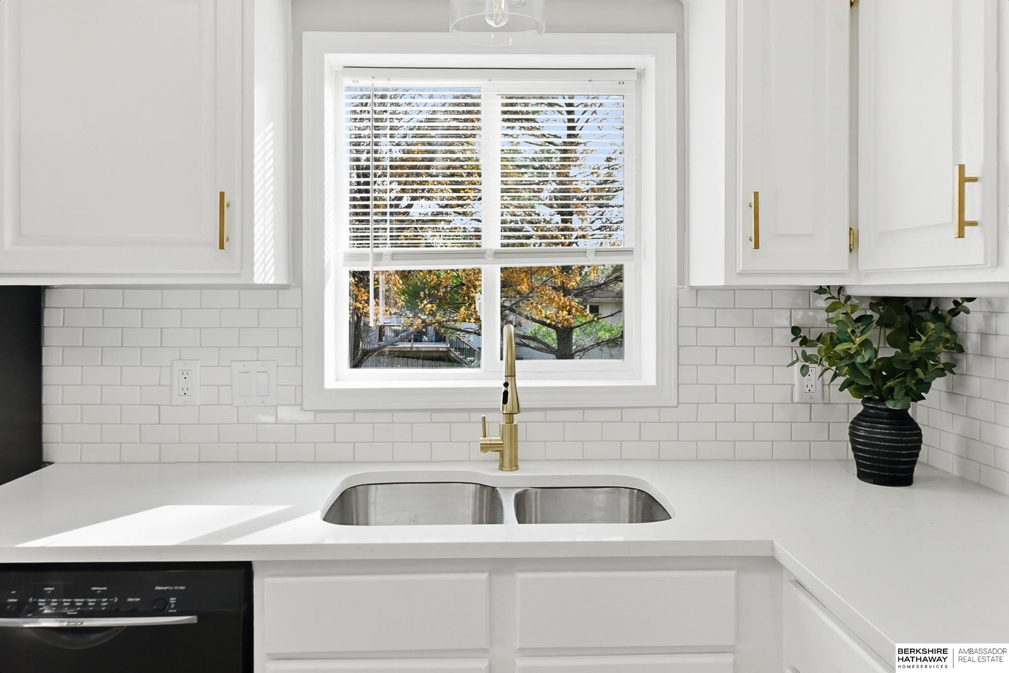 Omaha, Nebraska 68138, United States, 3 Bedrooms Bedrooms, ,2 BathroomsBathrooms,Residential,Active,245052