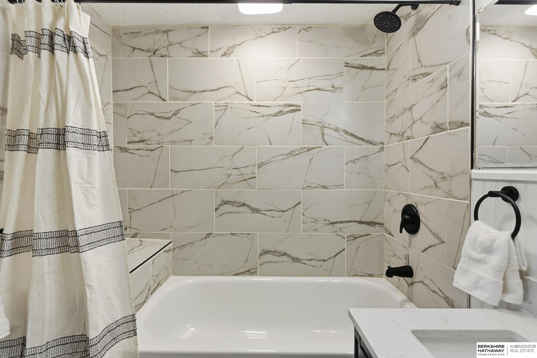 Omaha, Nebraska 68138, United States, 3 Bedrooms Bedrooms, ,2 BathroomsBathrooms,Residential,Active,245052