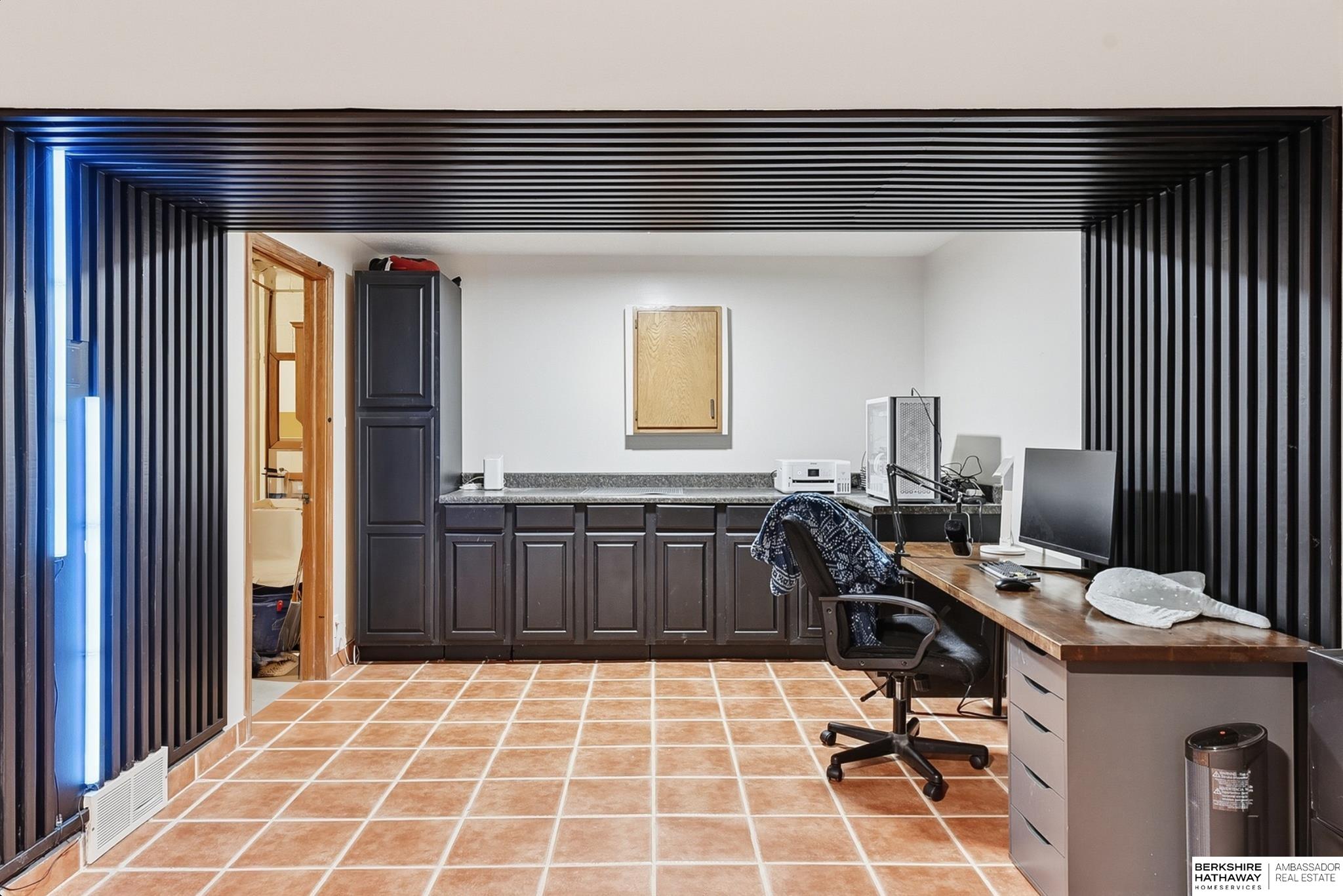 Omaha, Nebraska 68135, United States, 3 Bedrooms Bedrooms, ,2 BathroomsBathrooms,Residential,Active,246410