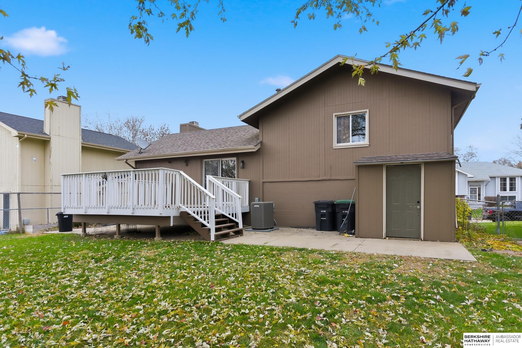 Omaha, Nebraska 68135, United States, 3 Bedrooms Bedrooms, ,2 BathroomsBathrooms,Residential,Active,246410