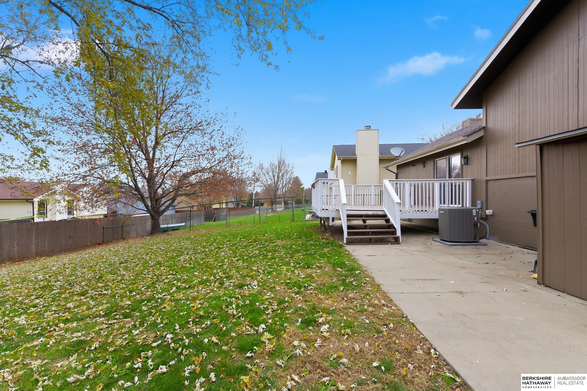 Omaha, Nebraska 68135, United States, 3 Bedrooms Bedrooms, ,2 BathroomsBathrooms,Residential,Active,246410