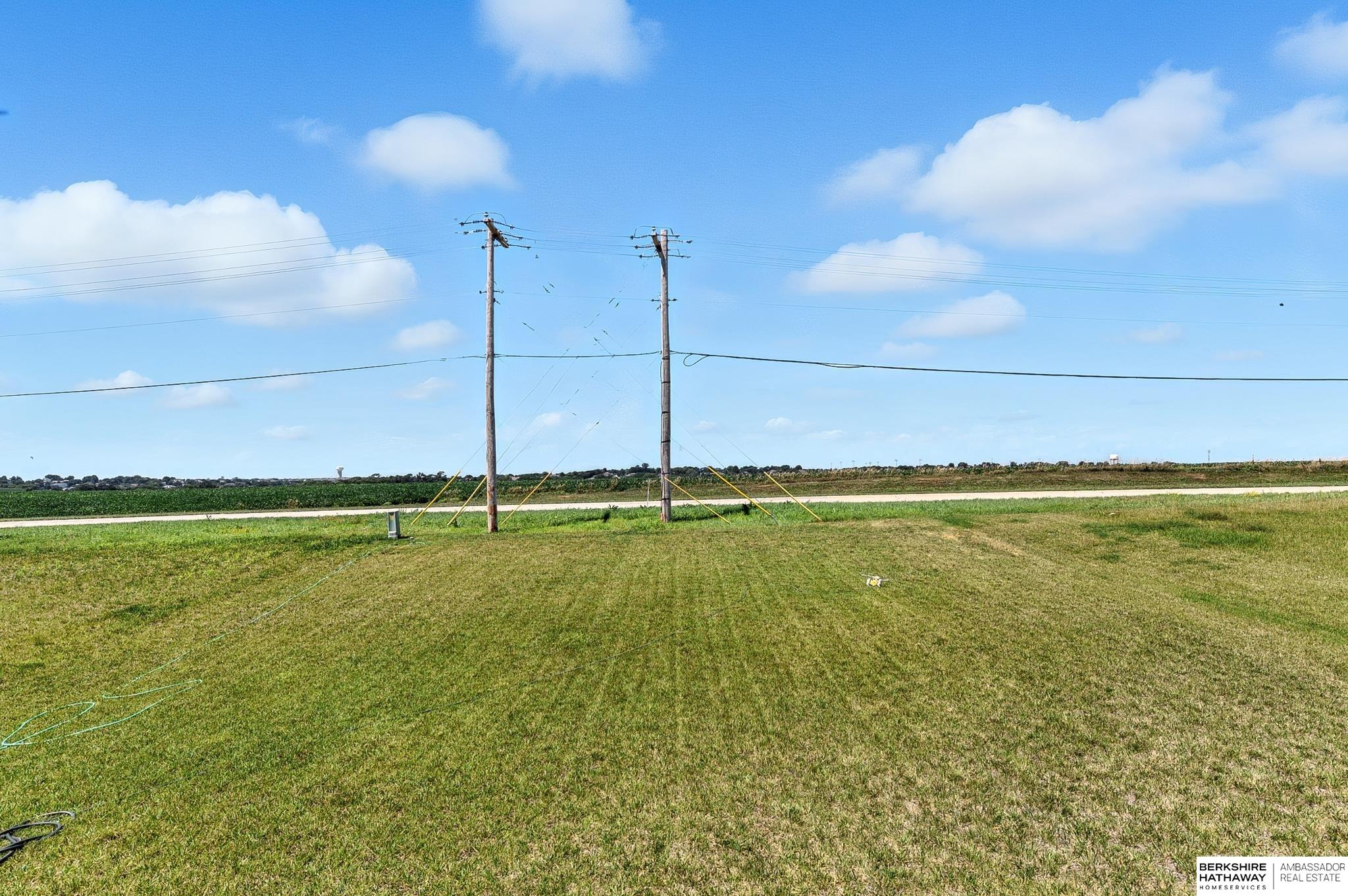Gretna, Nebraska 68028, United States, 4 Bedrooms Bedrooms, ,2 BathroomsBathrooms,Residential,Pending,216797