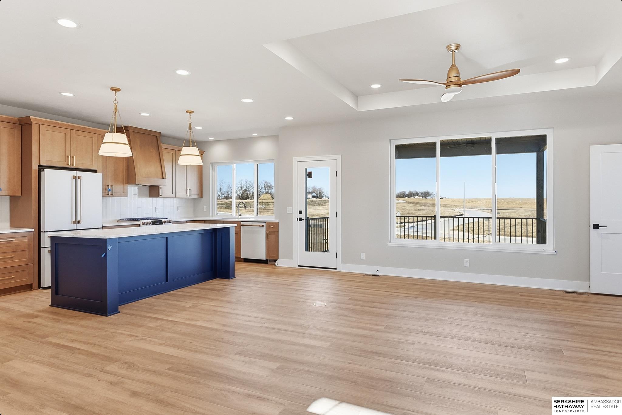 Wahoo, Nebraska 68066, United States, 4 Bedrooms Bedrooms, ,3 BathroomsBathrooms,Residential,Pending,256378