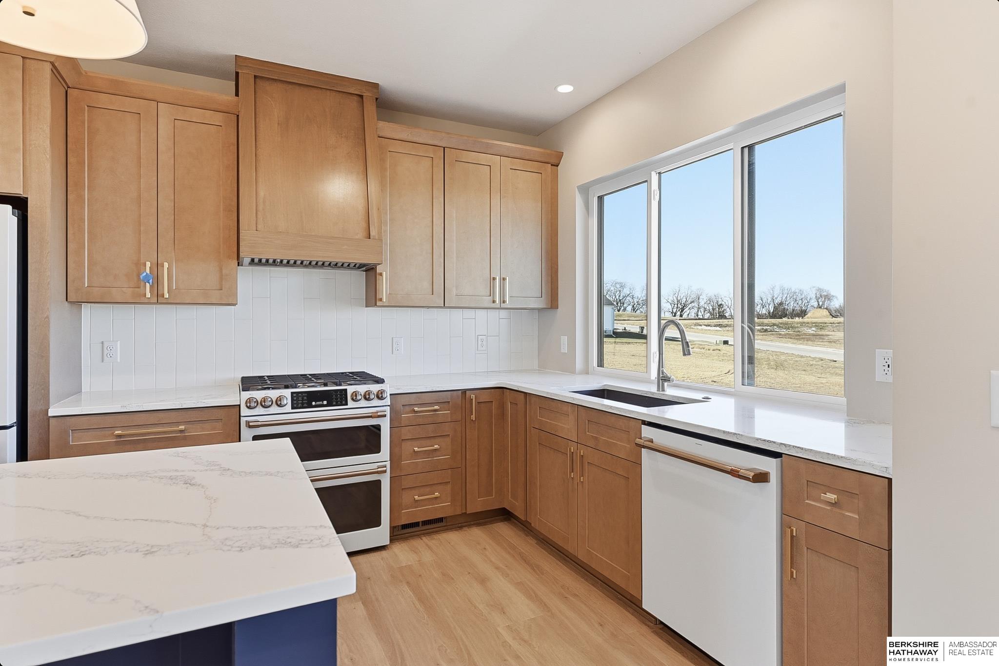 Wahoo, Nebraska 68066, United States, 4 Bedrooms Bedrooms, ,3 BathroomsBathrooms,Residential,Pending,256378