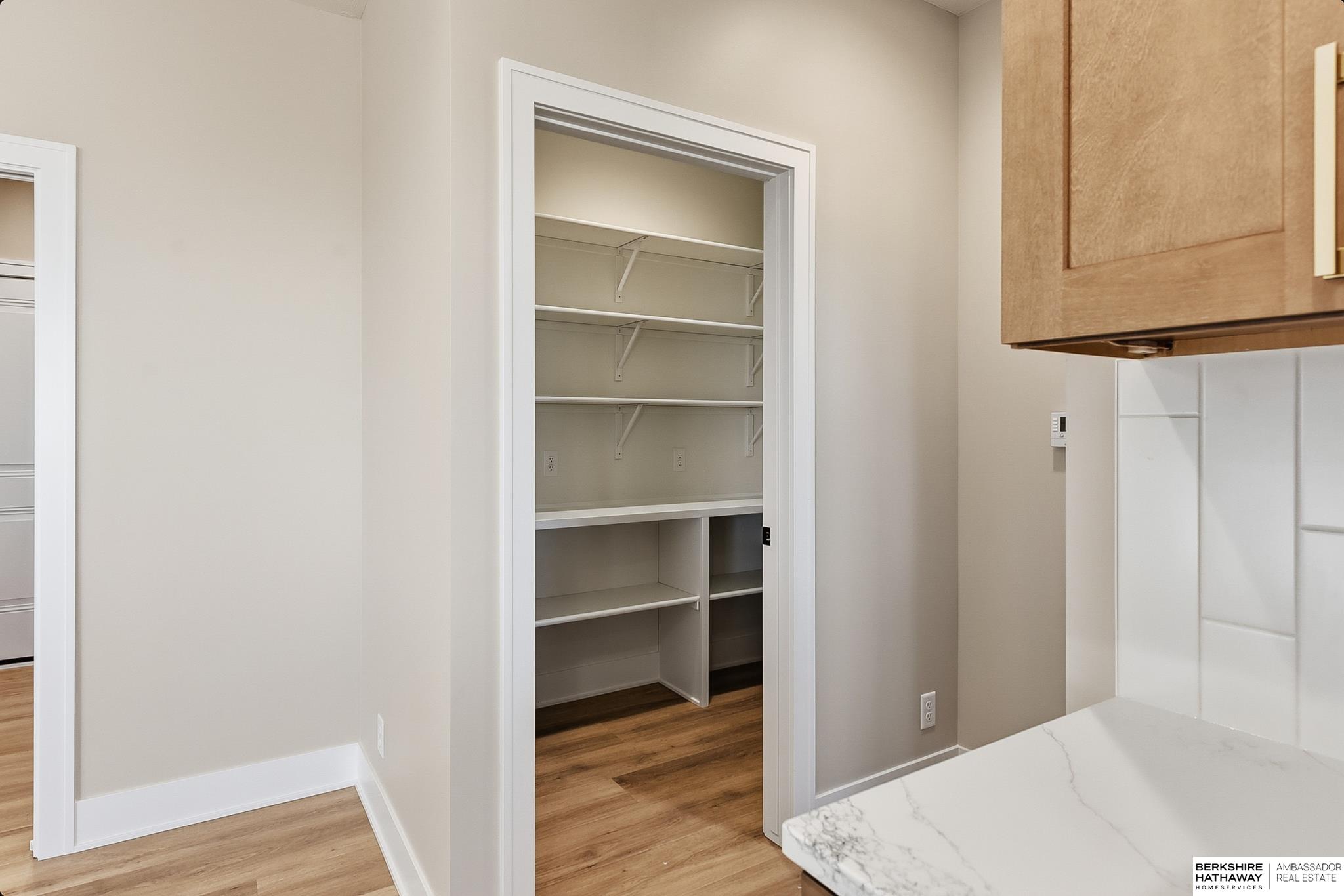 Wahoo, Nebraska 68066, United States, 4 Bedrooms Bedrooms, ,3 BathroomsBathrooms,Residential,Pending,256378