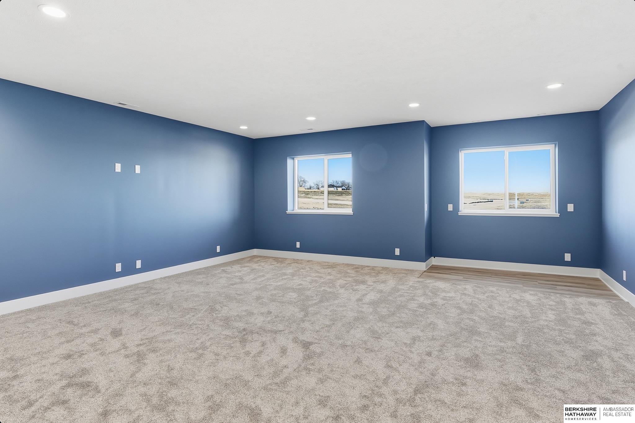 Wahoo, Nebraska 68066, United States, 4 Bedrooms Bedrooms, ,3 BathroomsBathrooms,Residential,Pending,256378