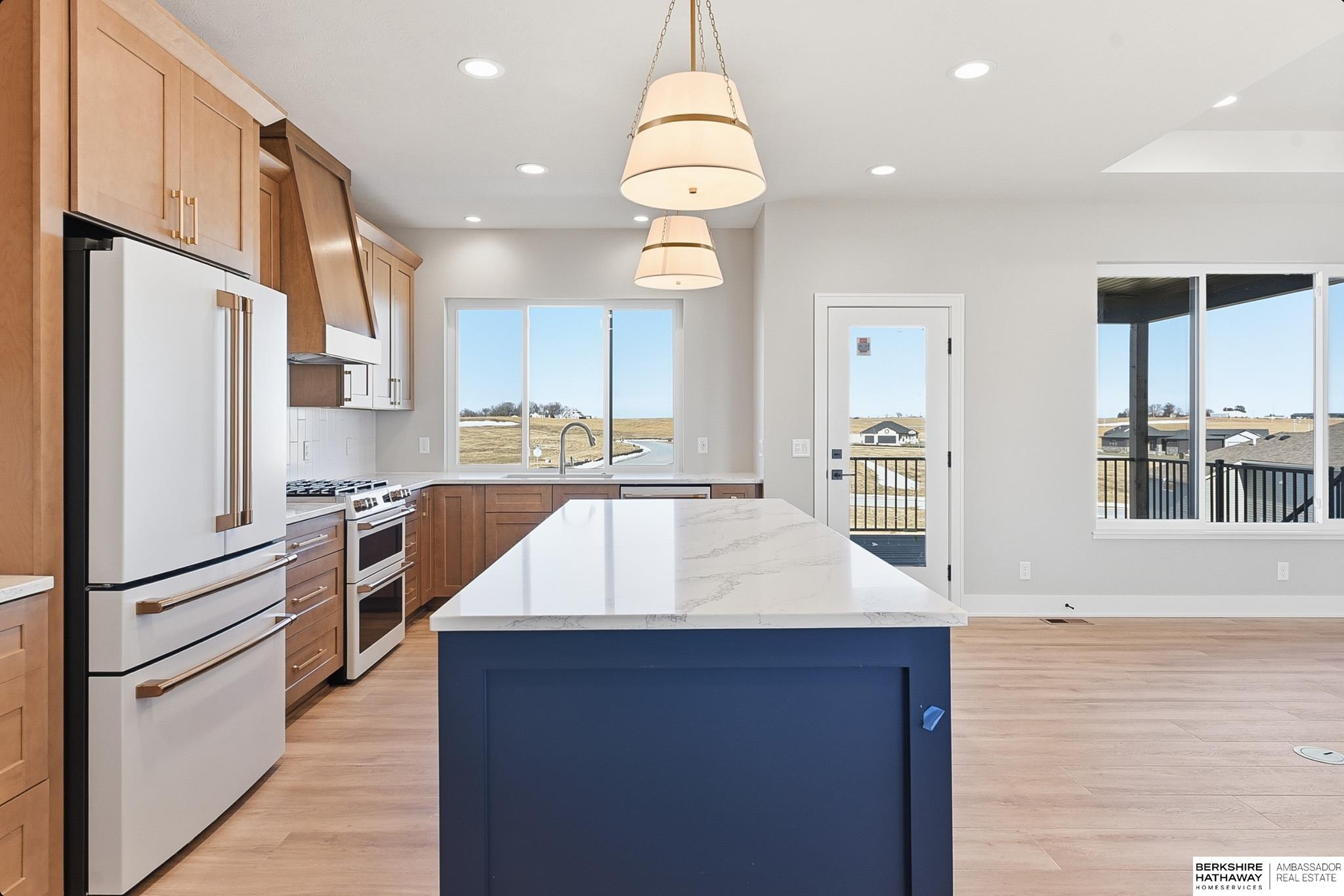 Wahoo, Nebraska 68066, United States, 4 Bedrooms Bedrooms, ,3 BathroomsBathrooms,Residential,Pending,256378