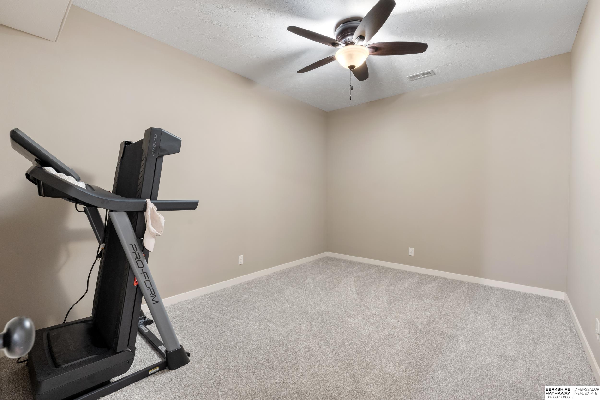 Elkhorn, Nebraska 68022, United States, 4 Bedrooms Bedrooms, ,3 BathroomsBathrooms,Residential,Active,109567