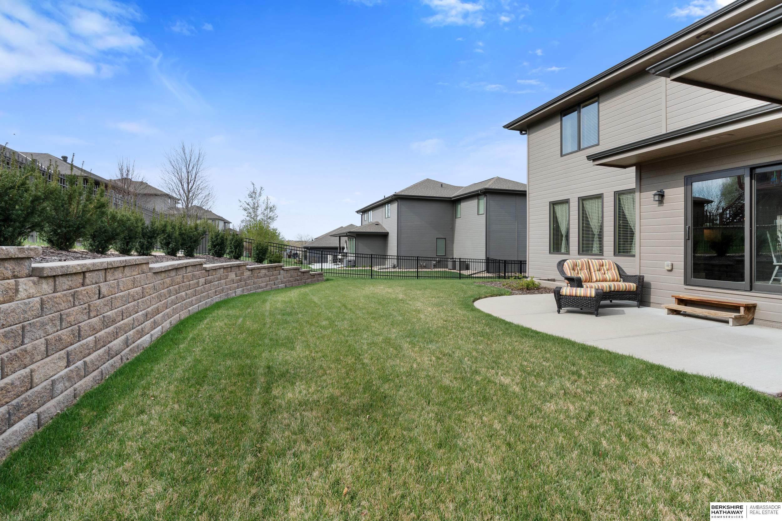 Elkhorn, Nebraska 68022, United States, 4 Bedrooms Bedrooms, ,3 BathroomsBathrooms,Residential,Active,109567