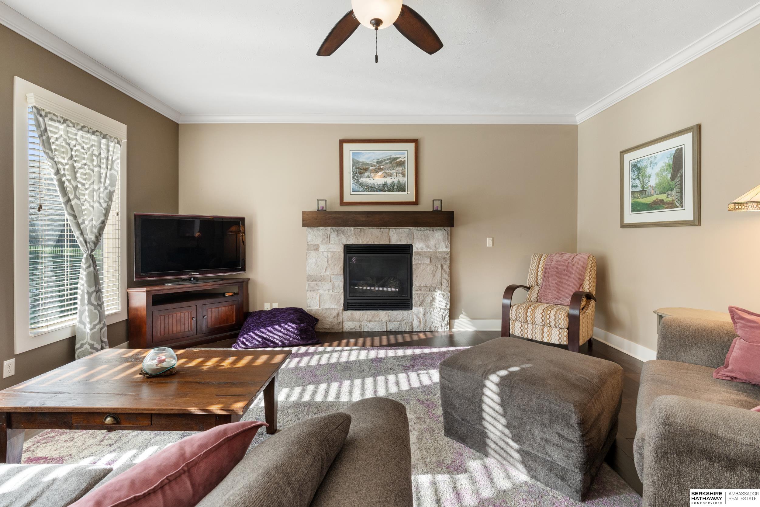 Elkhorn, Nebraska 68022, United States, 4 Bedrooms Bedrooms, ,3 BathroomsBathrooms,Residential,Active,109567