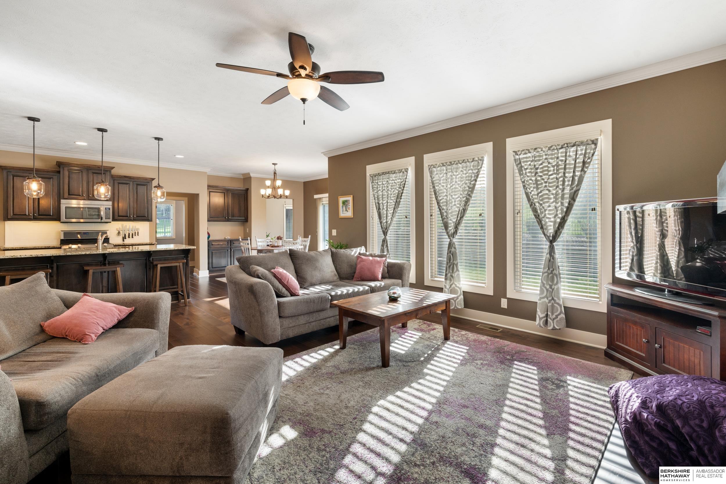 Elkhorn, Nebraska 68022, United States, 4 Bedrooms Bedrooms, ,3 BathroomsBathrooms,Residential,Active,109567