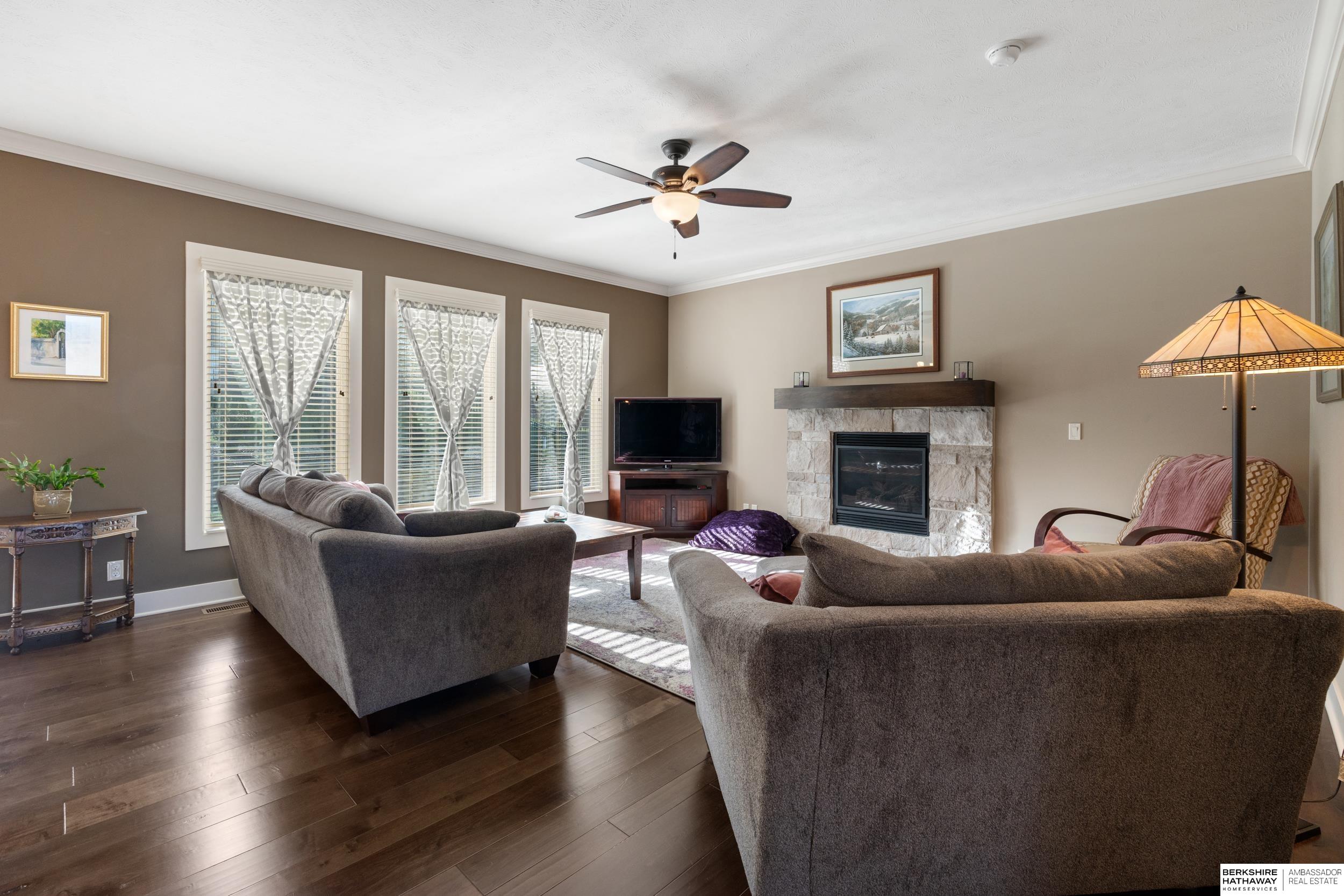 Elkhorn, Nebraska 68022, United States, 4 Bedrooms Bedrooms, ,3 BathroomsBathrooms,Residential,Active,109567