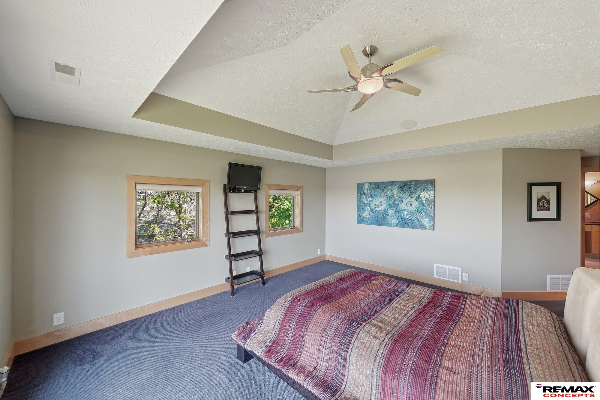 Lincoln, Nebraska, 68512, United States, 4 Bedrooms Bedrooms, ,4 BathroomsBathrooms,Residential,Active,2045672