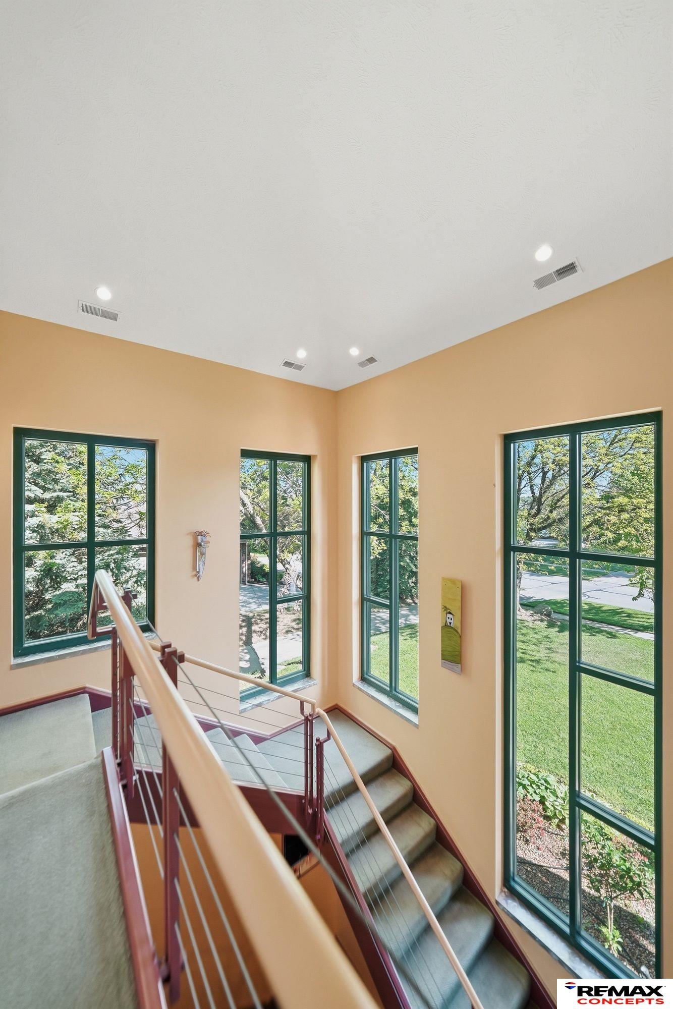 Lincoln, Nebraska, 68512, United States, 4 Bedrooms Bedrooms, ,4 BathroomsBathrooms,Residential,Active,2045672