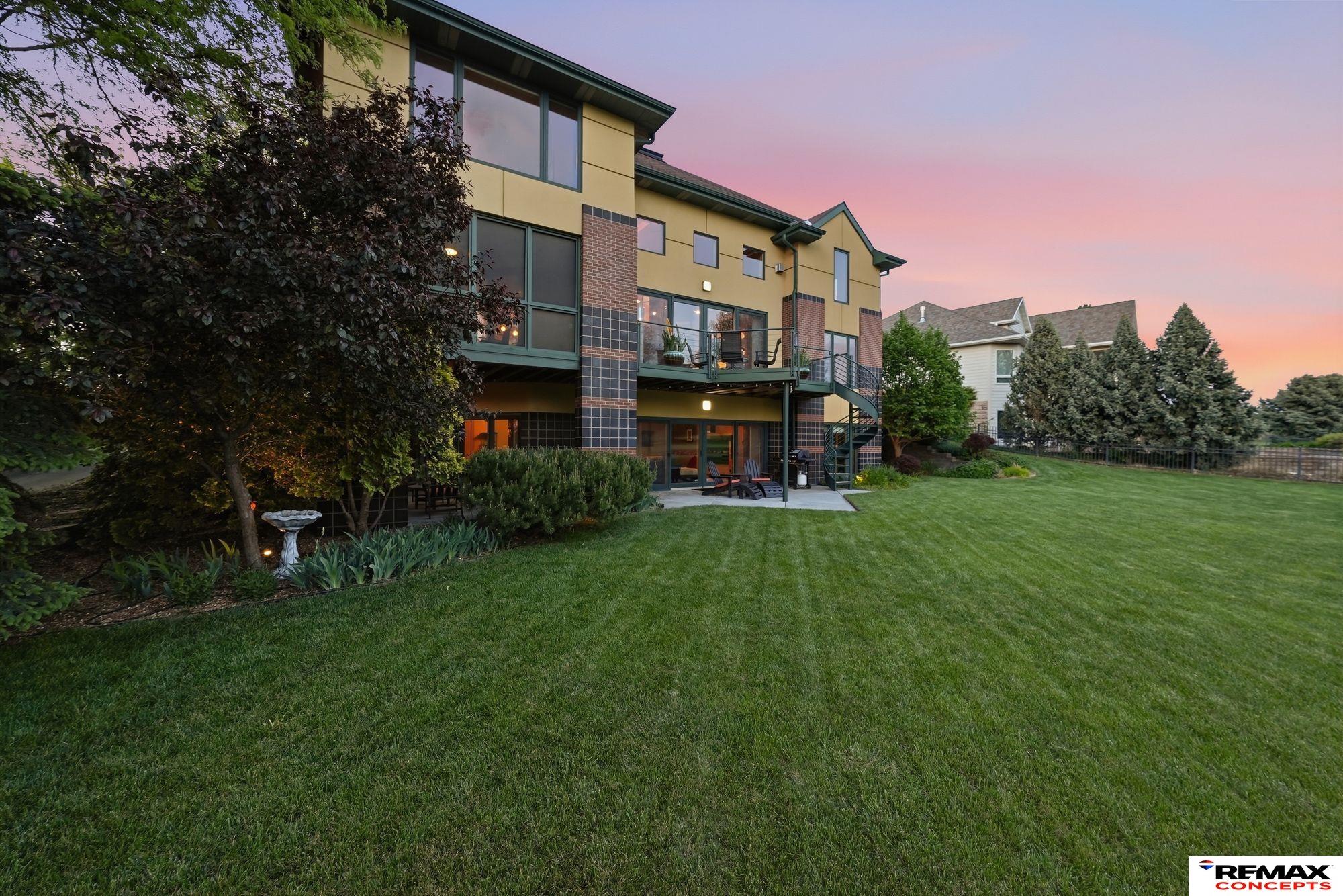 Lincoln, Nebraska, 68512, United States, 4 Bedrooms Bedrooms, ,4 BathroomsBathrooms,Residential,Active,2045672