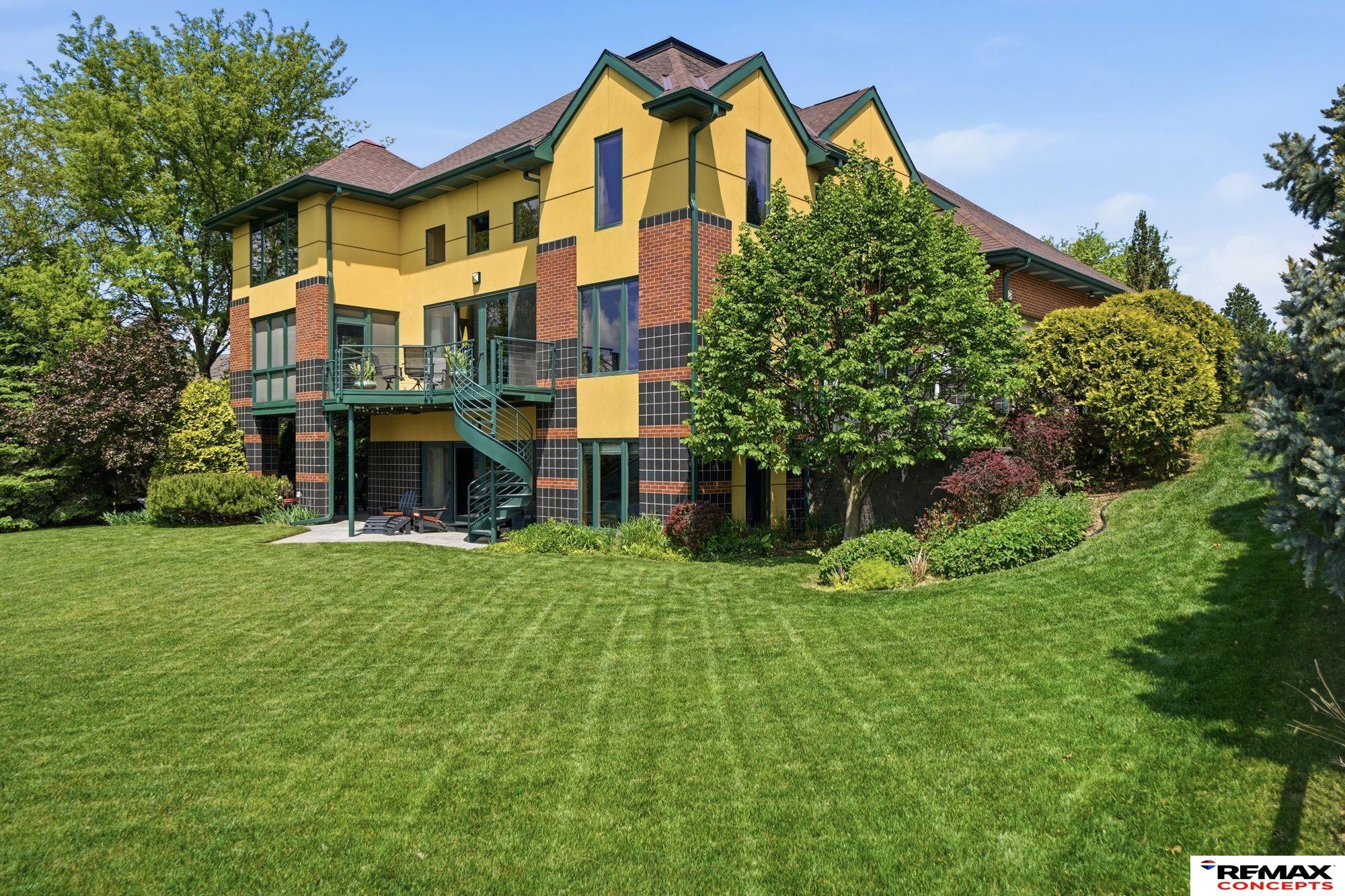Lincoln, Nebraska, 68512, United States, 4 Bedrooms Bedrooms, ,4 BathroomsBathrooms,Residential,Active,2045672