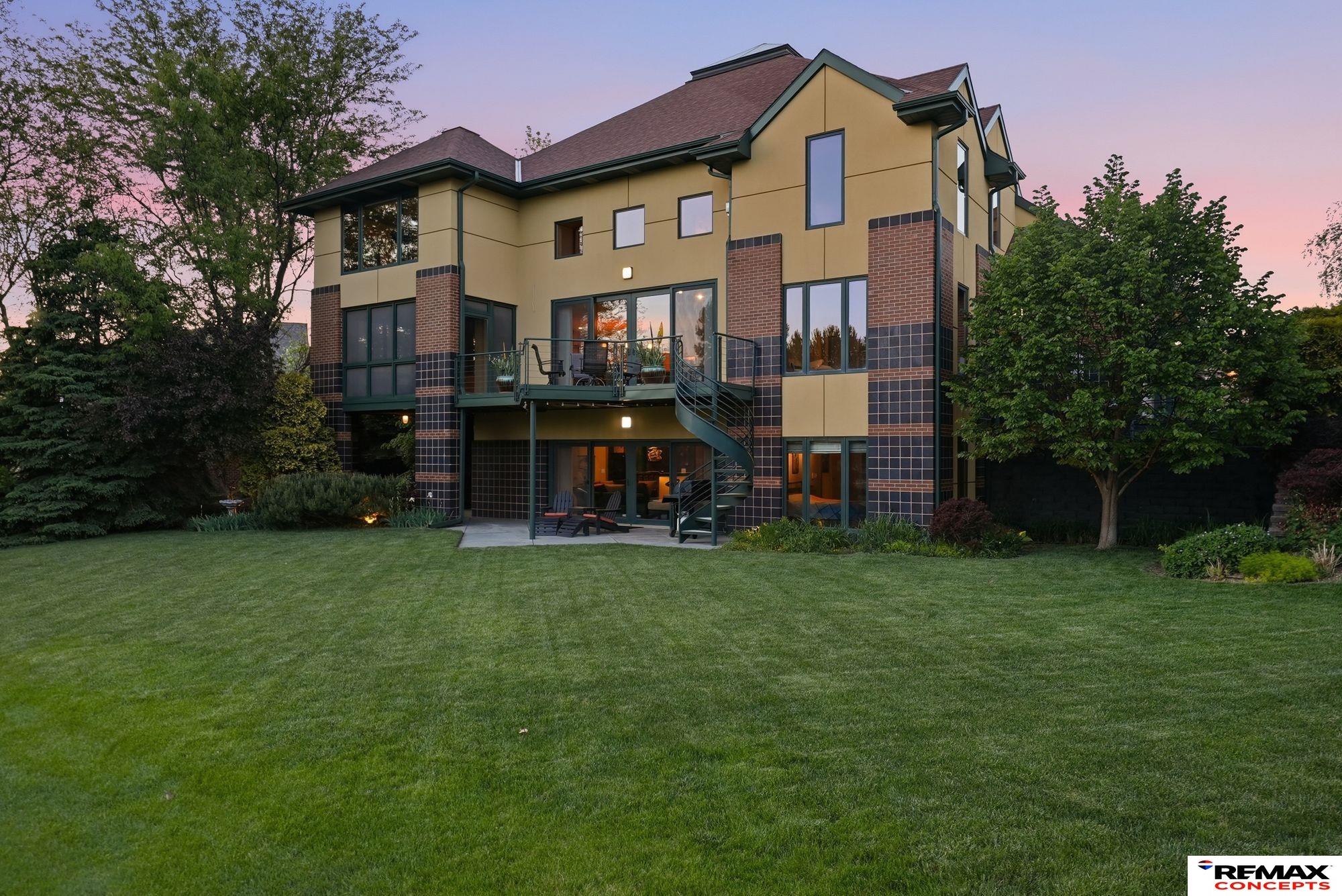 Lincoln, Nebraska, 68512, United States, 4 Bedrooms Bedrooms, ,4 BathroomsBathrooms,Residential,Active,2045672