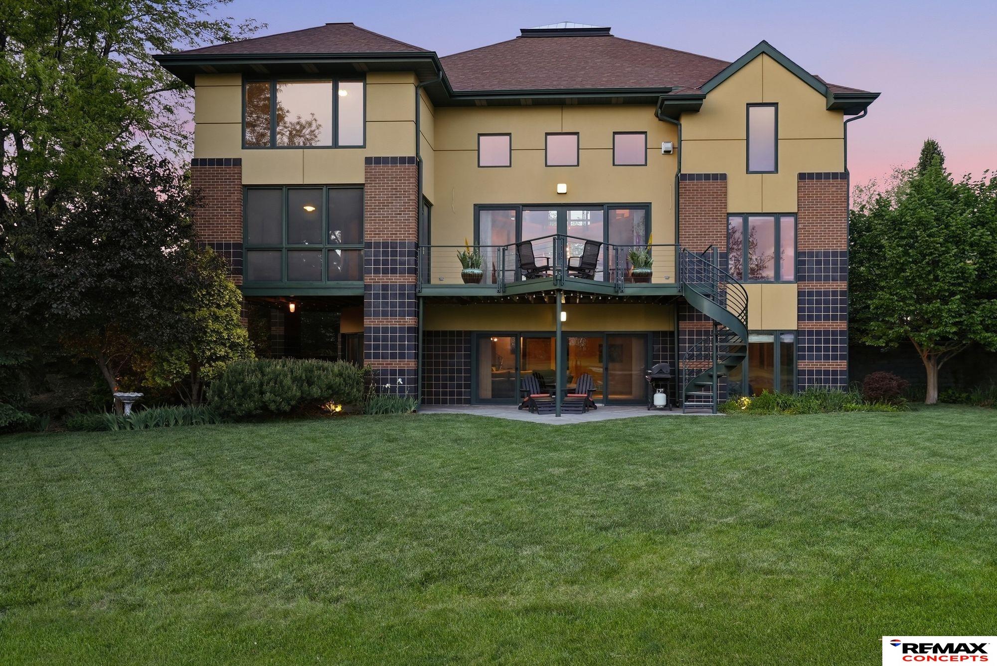 Lincoln, Nebraska, 68512, United States, 4 Bedrooms Bedrooms, ,4 BathroomsBathrooms,Residential,Active,2045672