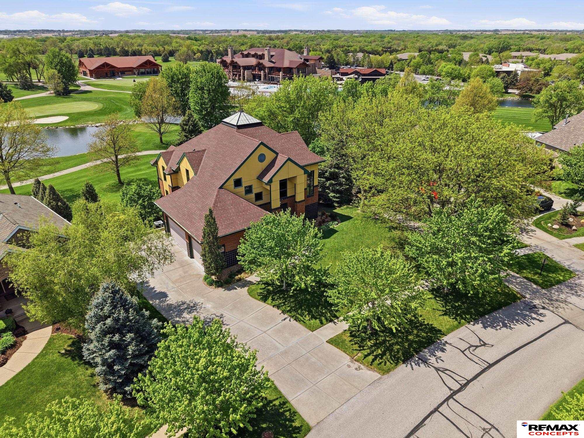 Lincoln, Nebraska, 68512, United States, 4 Bedrooms Bedrooms, ,4 BathroomsBathrooms,Residential,Active,2045672