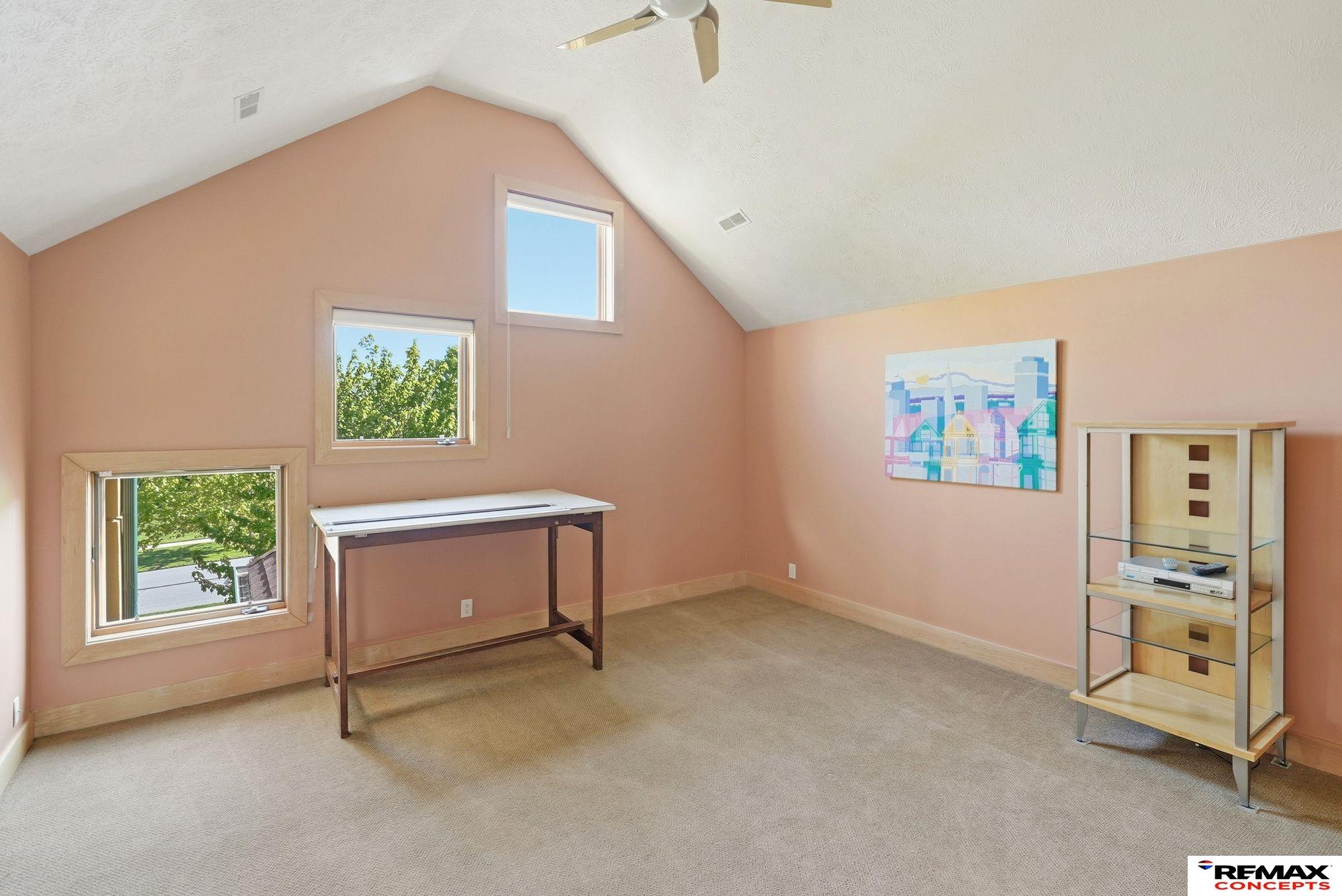 Lincoln, Nebraska, 68512, United States, 4 Bedrooms Bedrooms, ,4 BathroomsBathrooms,Residential,Active,2045672