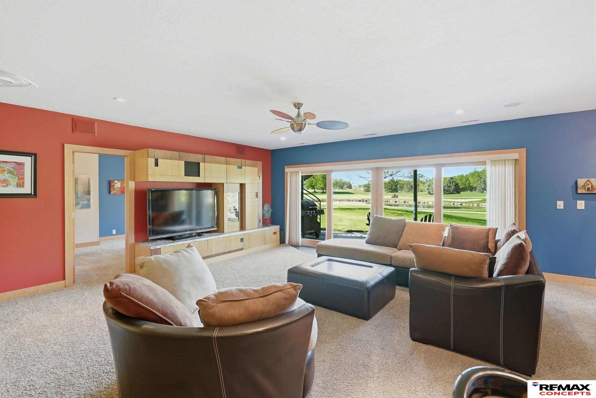 Lincoln, Nebraska, 68512, United States, 4 Bedrooms Bedrooms, ,4 BathroomsBathrooms,Residential,Active,2045672