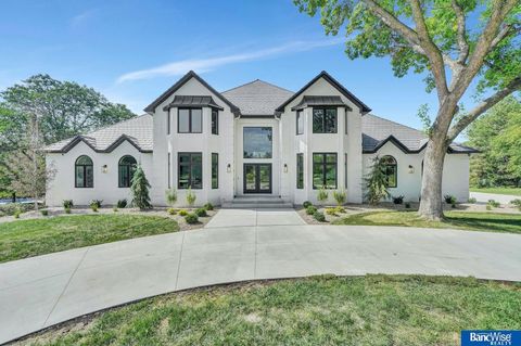 Photo of 6700 Southfork Circle, Lincoln, NE 68516 (MLS # 22526645)