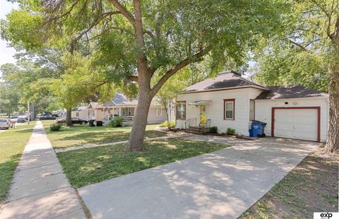 Photo of 2313 S 11th Street, Lincoln, NE 68502 (MLS # 22605567)