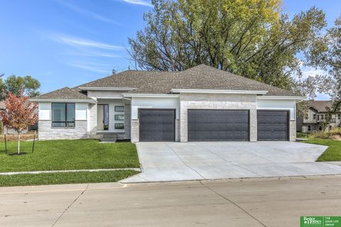 Photo of 11011 S 98th Street, Papillion, NE 68046 (MLS # 22529623)