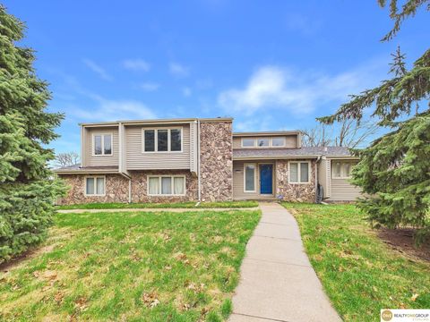 Photo of 12615 Sky Park Drive, Omaha, NE 68137 (MLS # 22608869)