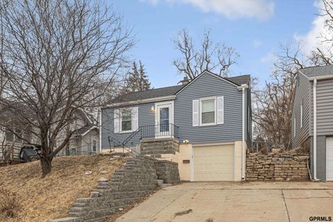 Photo of 1507 S 50 Street, Omaha, NE 68106 (MLS # 22603395)