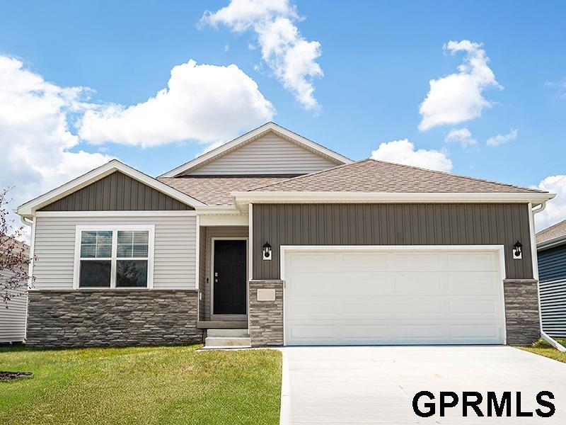 Photo 1 of 19 — 11959 S 114th Avenue, Papillion, NE 68046