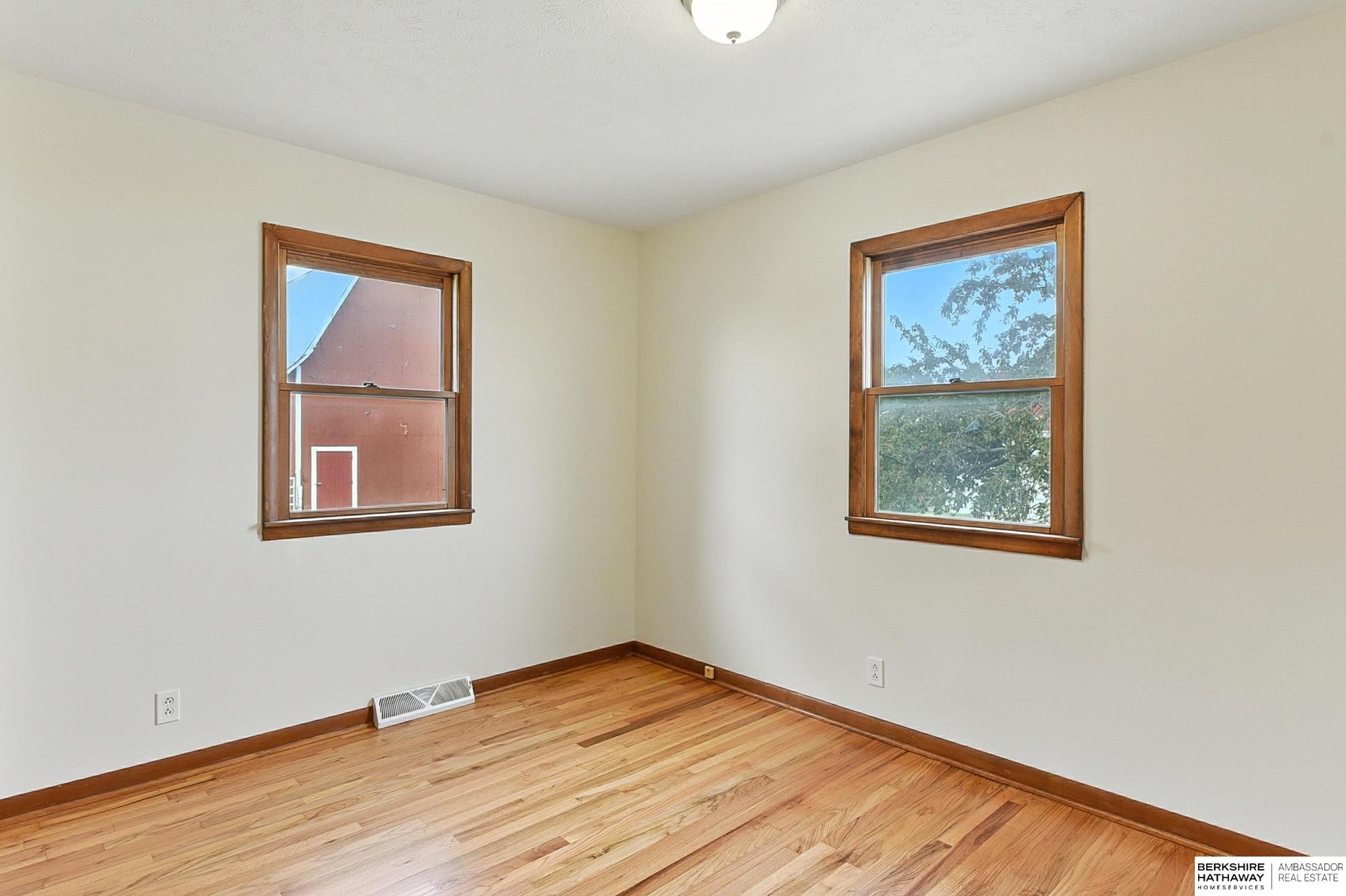 Louisville, Nebraska 68037, United States, 3 Bedrooms Bedrooms, ,1 BathroomBathrooms,Residential,Active,228980