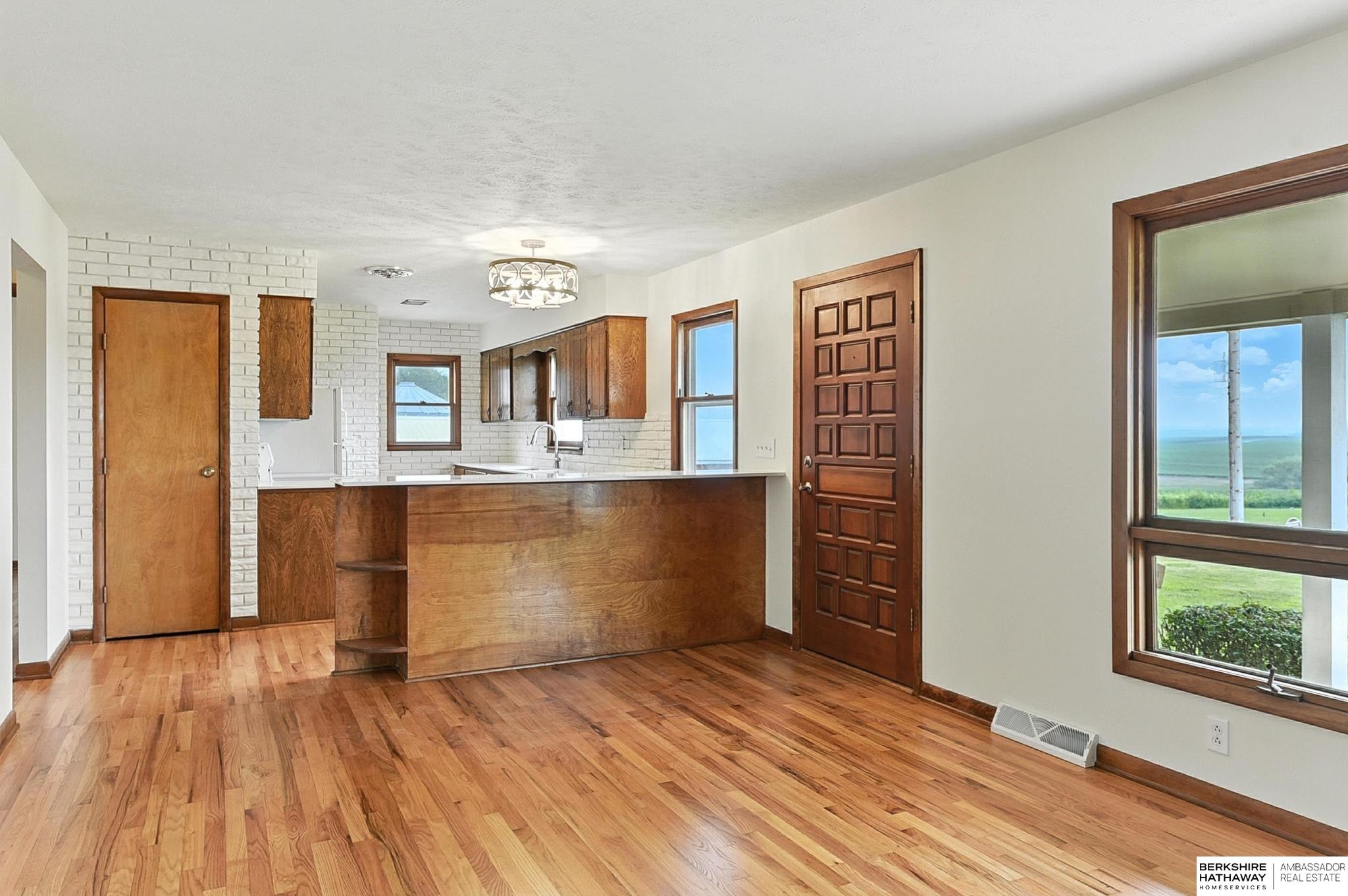 Louisville, Nebraska 68037, United States, 3 Bedrooms Bedrooms, ,1 BathroomBathrooms,Residential,Active,228980