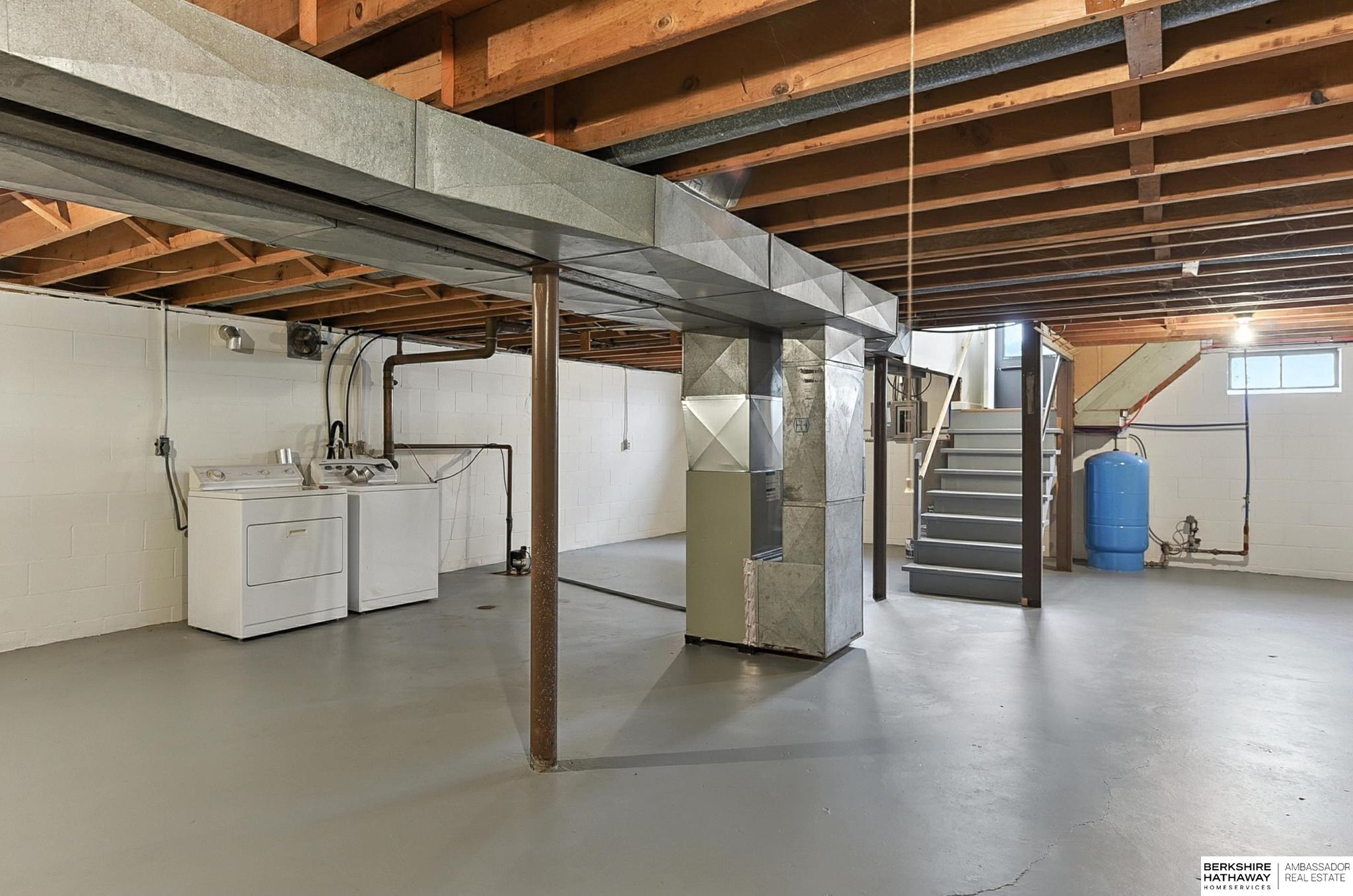 Louisville, Nebraska 68037, United States, 3 Bedrooms Bedrooms, ,1 BathroomBathrooms,Residential,Active,228980