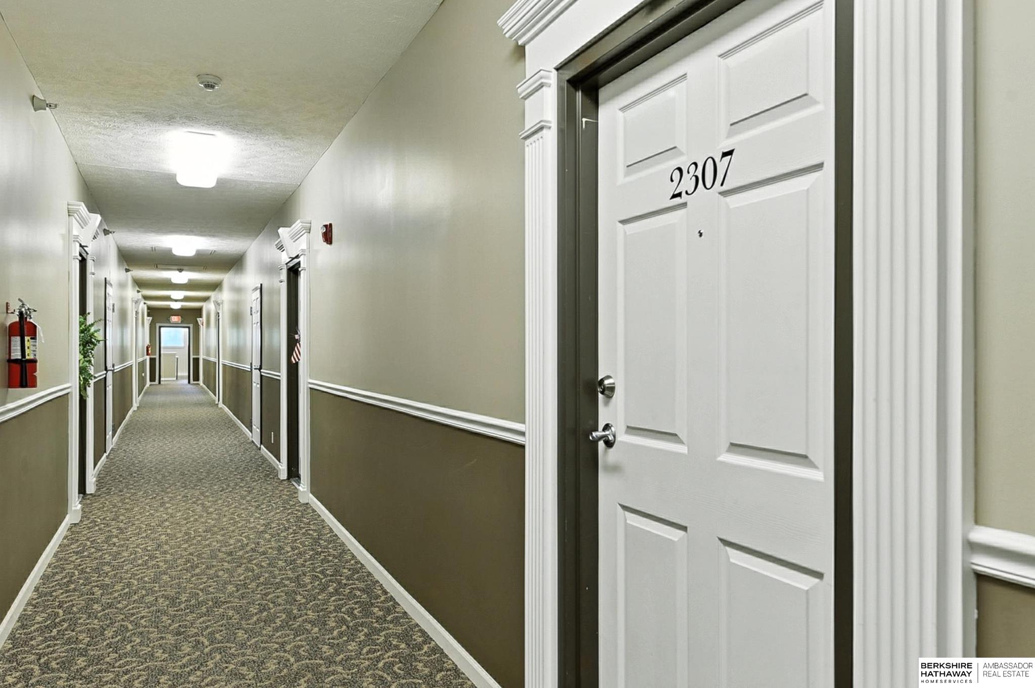 Omaha, Nebraska 68116, United States, 1 Bedroom Bedrooms, ,1 BathroomBathrooms,Residential,Pending,167745