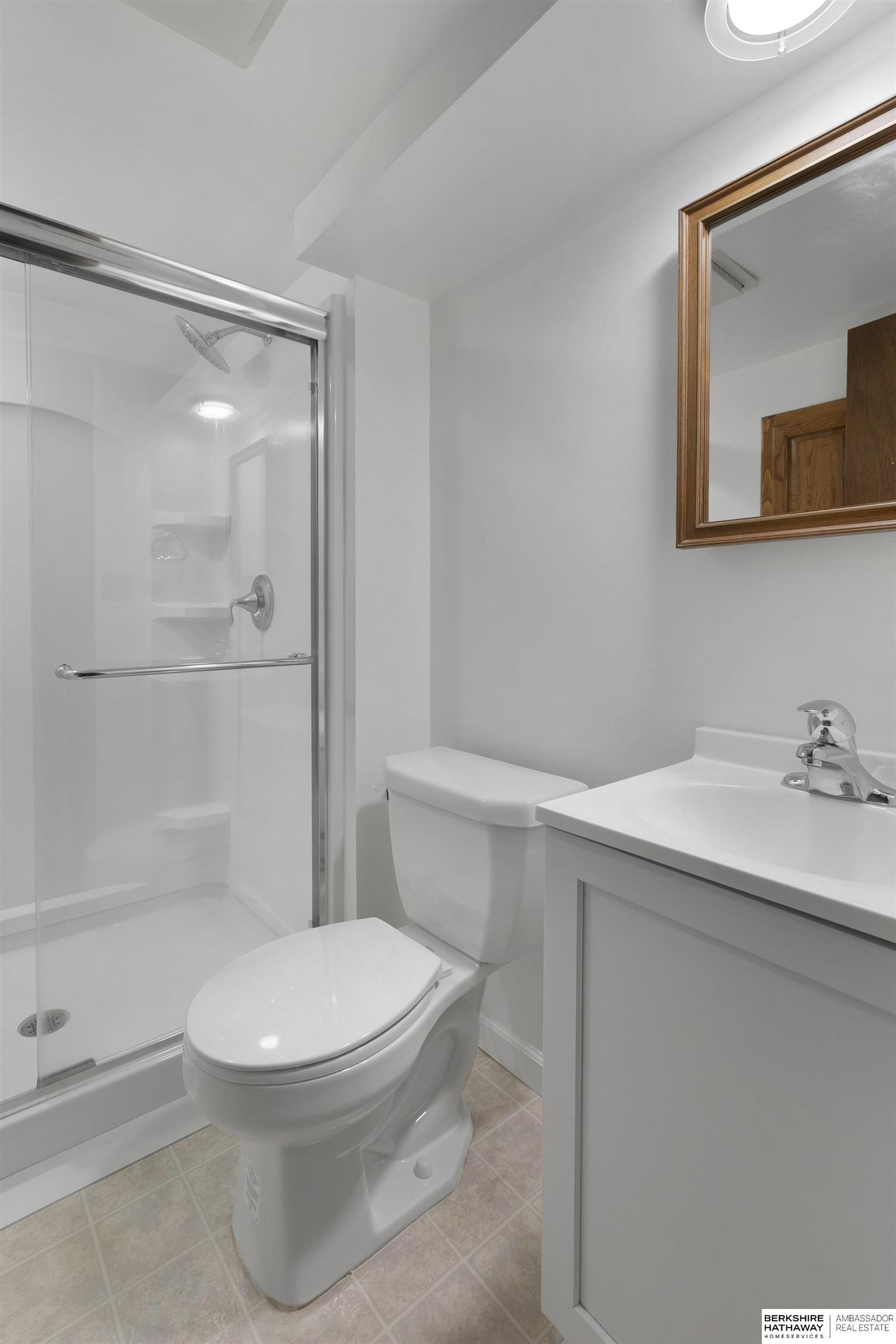 Lincoln, Nebraska 68504, United States, 3 Bedrooms Bedrooms, ,2 BathroomsBathrooms,Residential,Active,140225